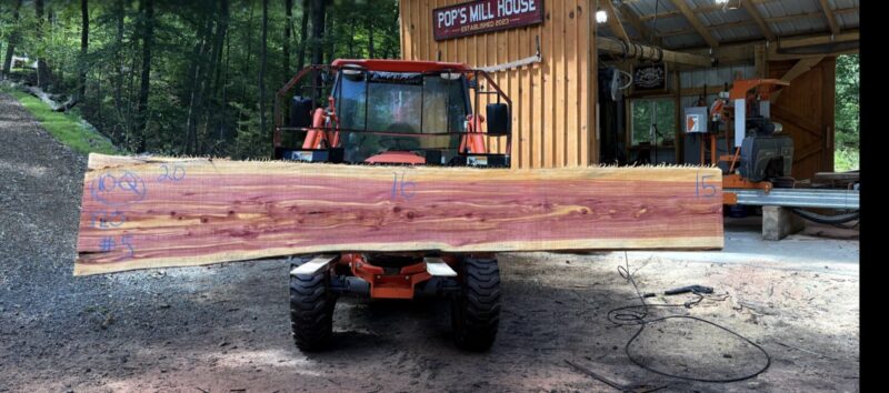 Red Cedar Live-Edge Slab — 120″ × 20″ × 2.5″ (CR-10Q-120-20/16/15-05)